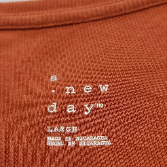 Large Long Sleeve Rib Knit Shirt - Picture 2 of 3